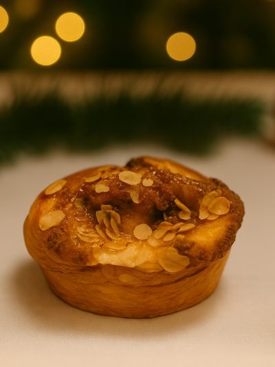 Dutch Vegan Bakery - Amandelbun