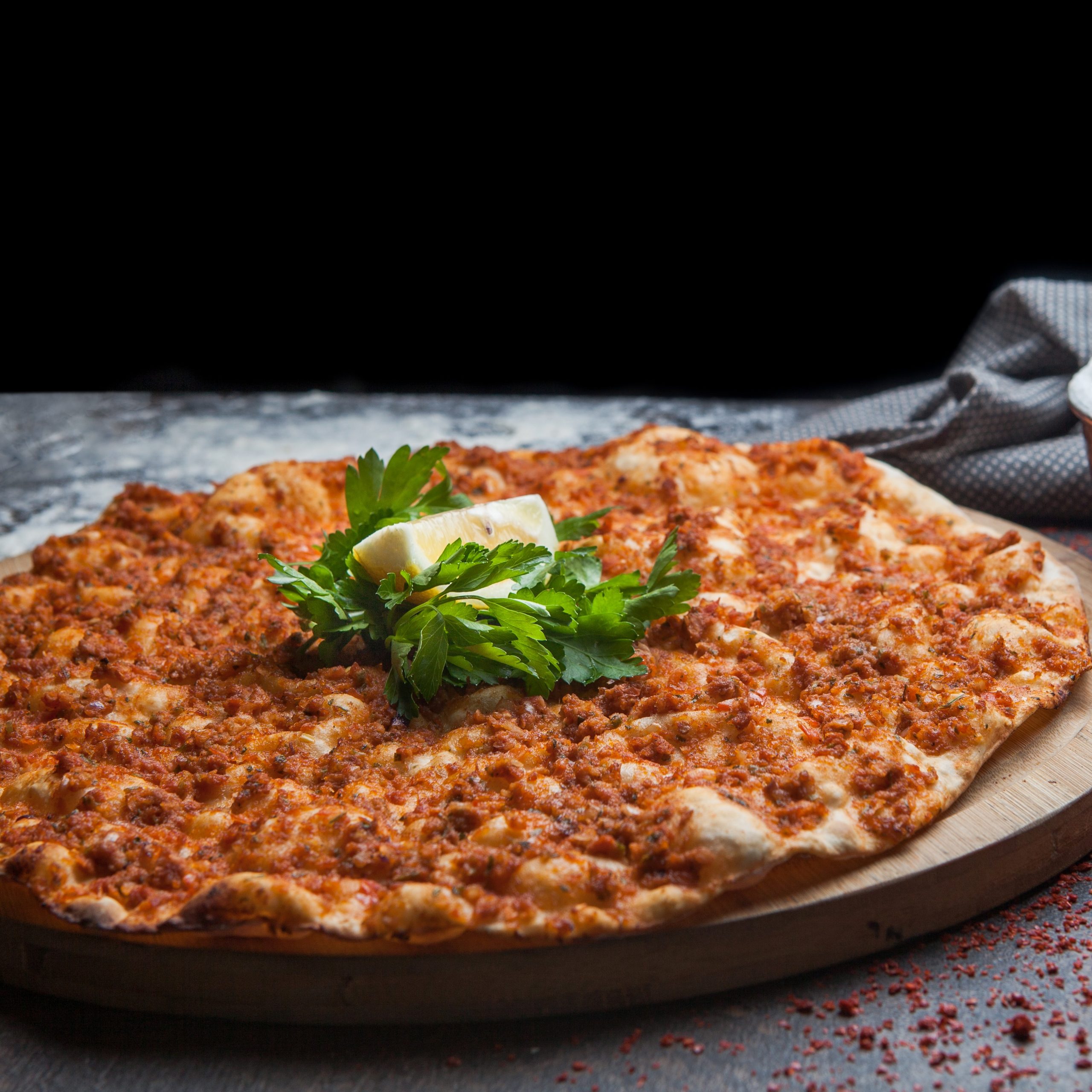 Vegan turkse pizza